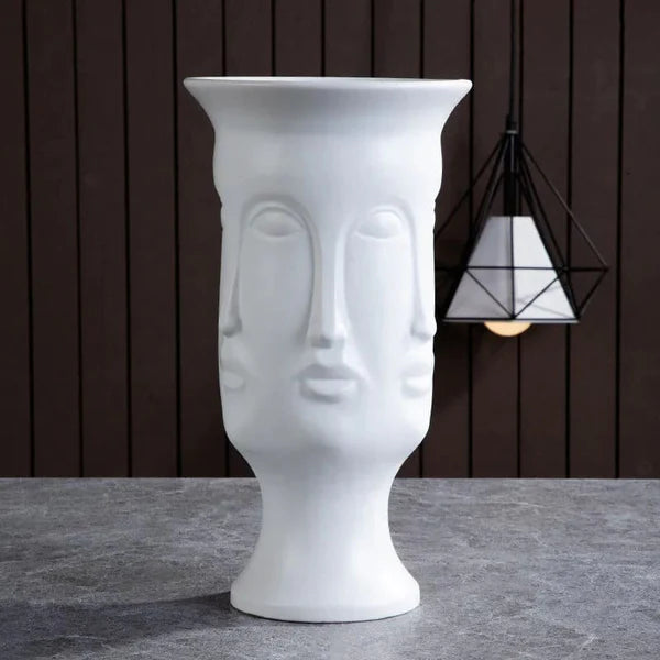 Vase Long Visage Design en Céramique