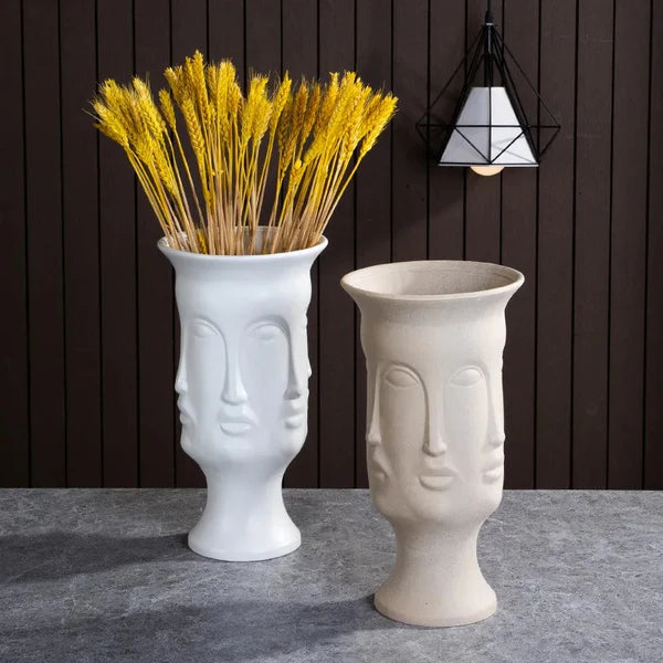 Vase Long Visage Design en Céramique