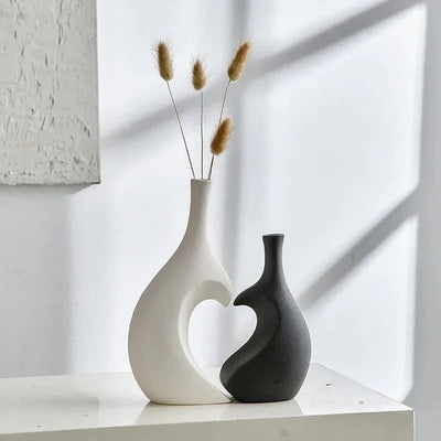 Vase en Forme de Cœur en Céramique